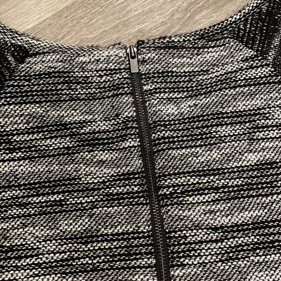 Banana Republic top! - Picture 3 of 5